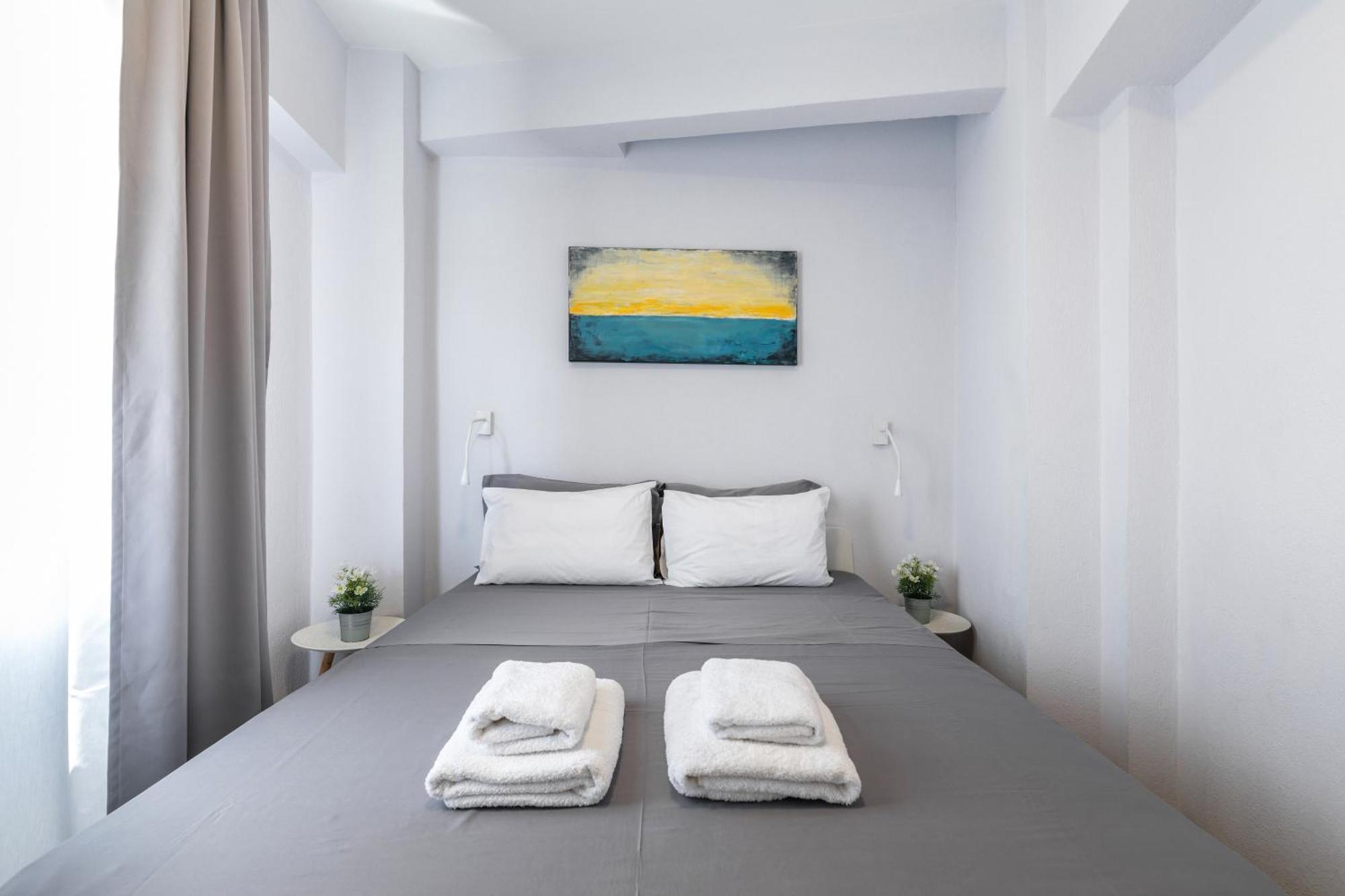 Sky Studios Thessaloniki Room photo