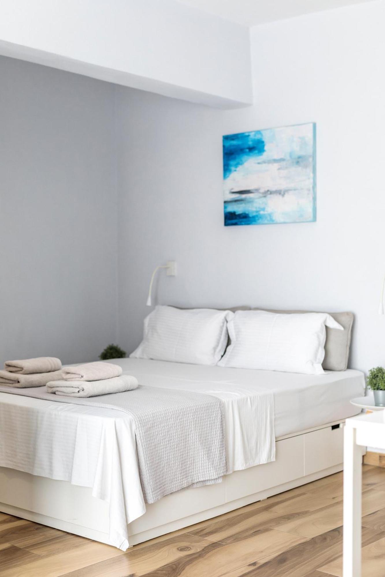 Sky Studios Thessaloniki Room photo