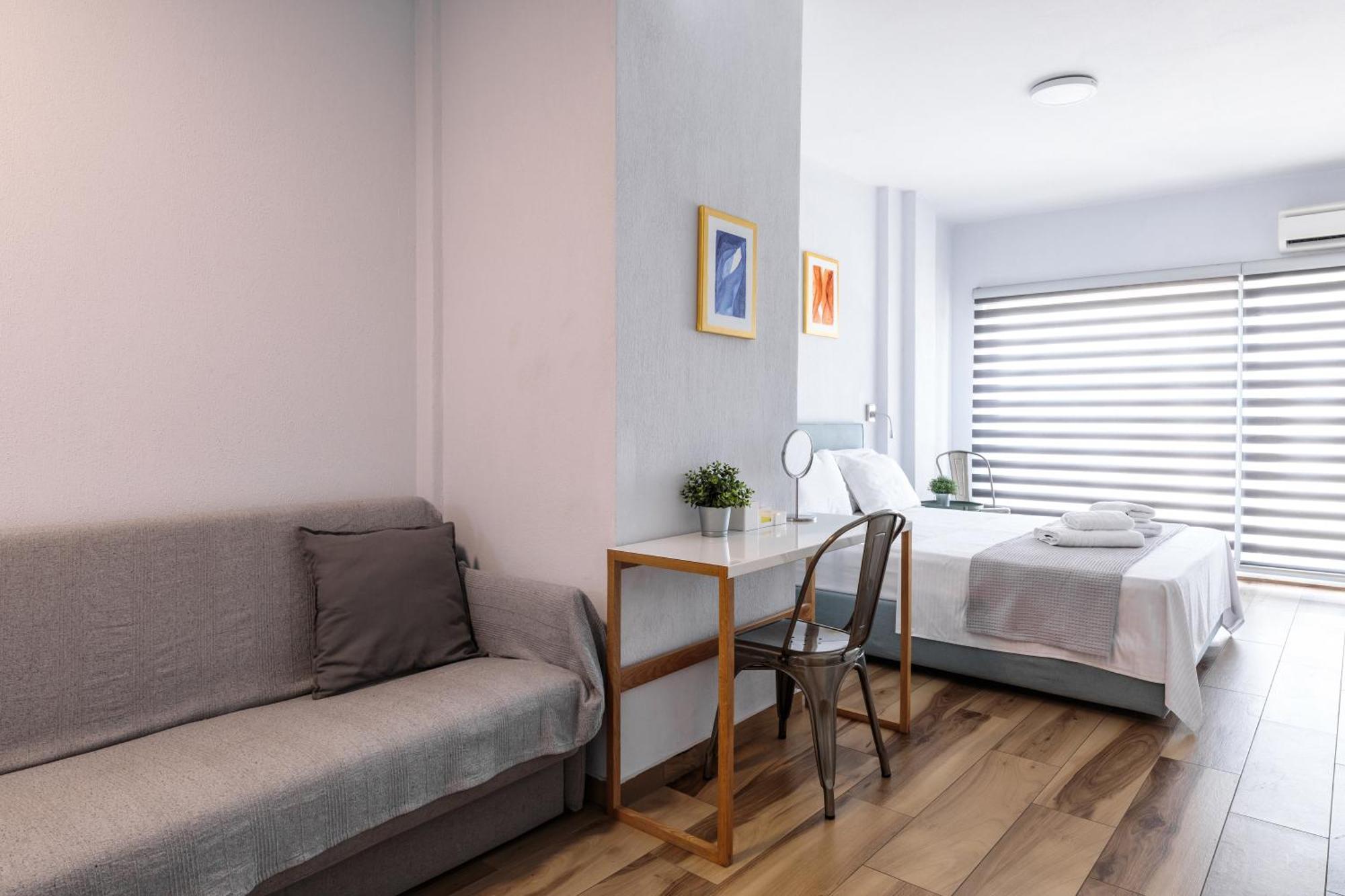 Sky Studios Thessaloniki Room photo
